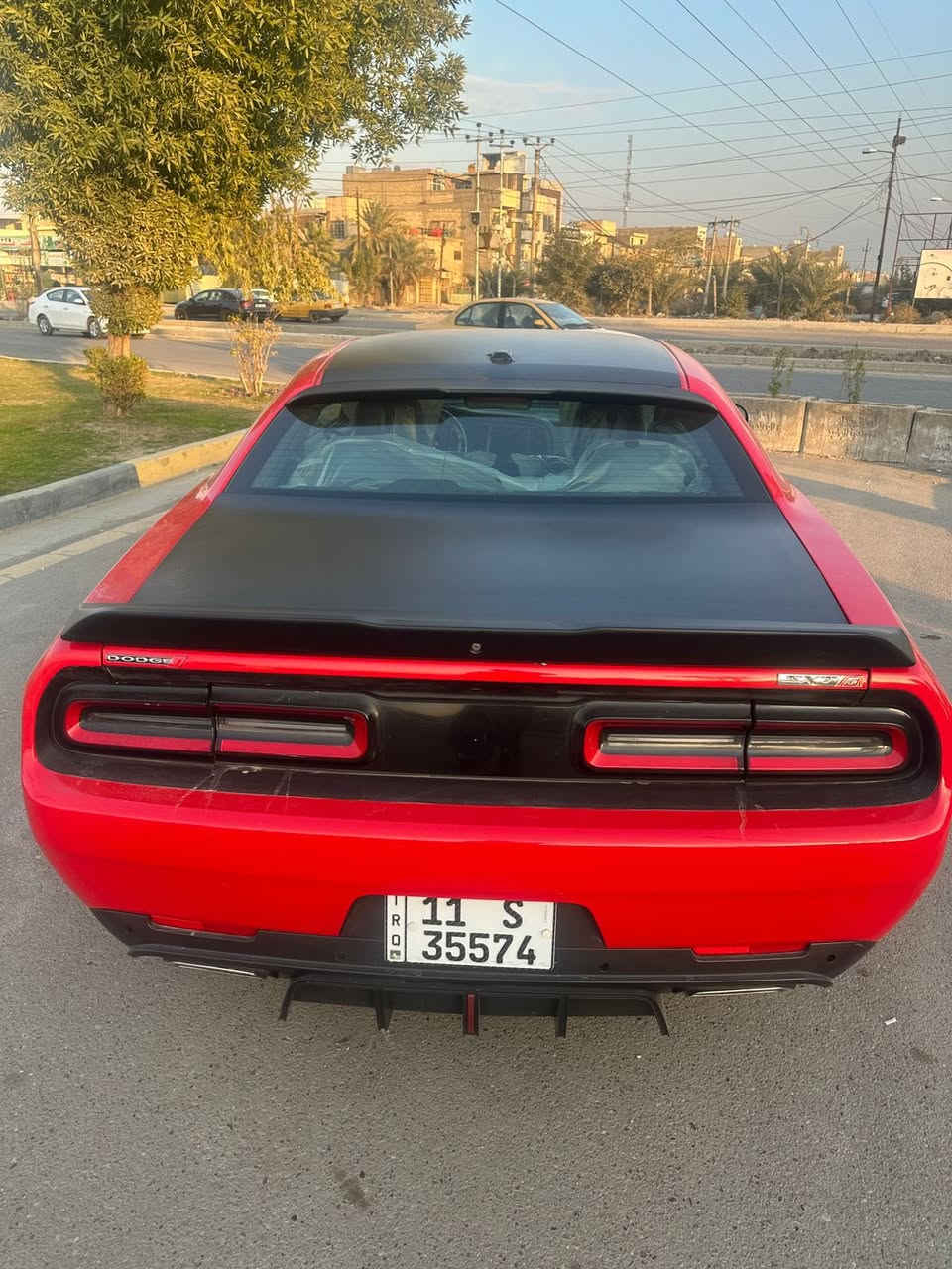 سلام عليكم  جالنجر موديل ٢٠٢١ sxt
فور ويل السياره رقم بغداد بسمي 
حادثه جاملغ وبنيد 
موصفات شاشا حساسات شوته رياضيه 
داخل جلد احمر مكينه سته سلندر بااقي الموصفات معروفه  الاستفسار الاتصال عله 
 مكان بغداد حي الاعلام 
 السعر ١٦٥ وبيه مجال ***********
