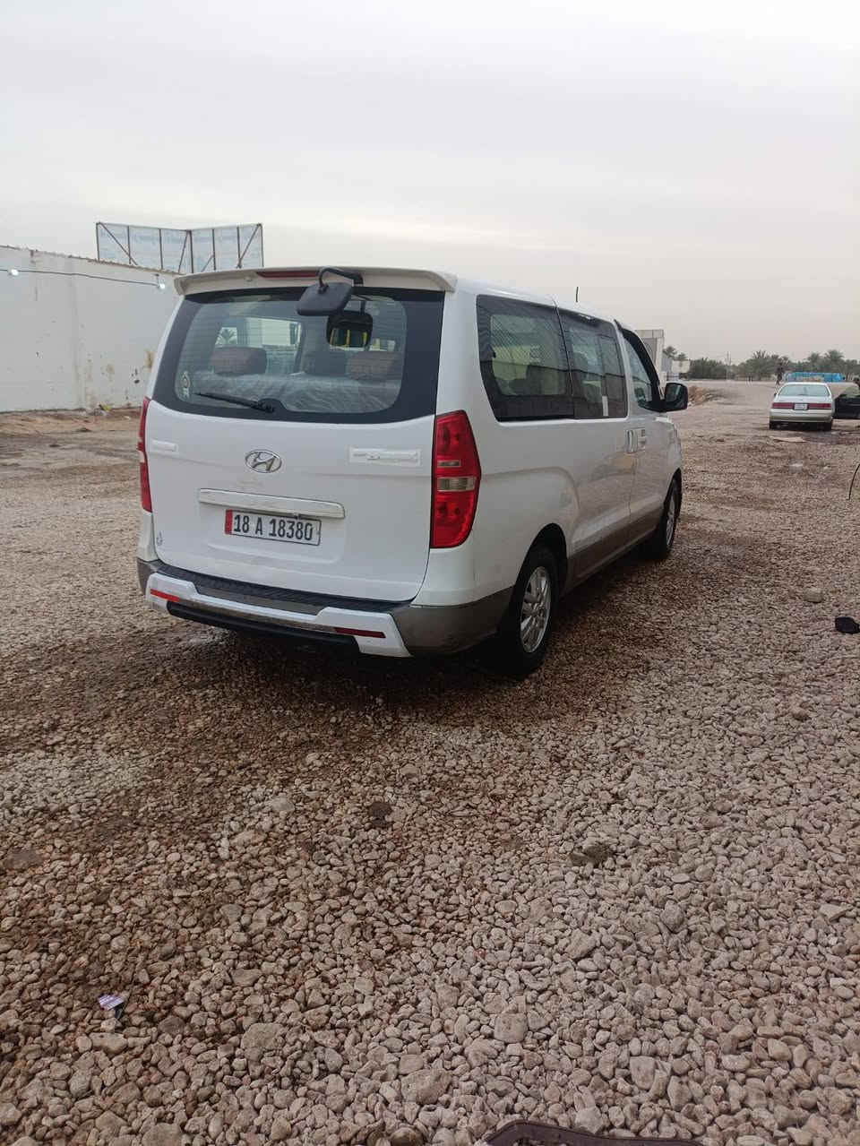 السلام عليكم ستاركس 2013 مفتوح فول نضيفه وجاهزه من كلشي كير مكينه حداديه كله جديد شرط عل فحص تبريد تخم تاير برغي ما ناقصه مدوشمه الدواخل كامله كاعيه تنته وكشنات رقم بابل لل30 ما بيه كل ضربه قويه السونار موجود ناشره جاملغ والباب مو قويه بس بل كشر رايديهه 145 ومكانهه بل شاميه وهذا رقم راعيه مكلف بل نشر ‏‪***********‬‏
