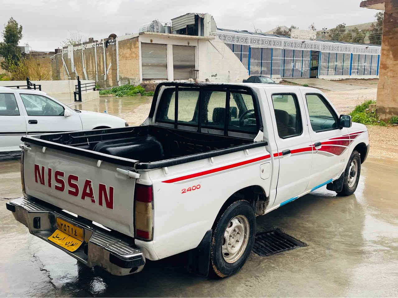 ***********
***********
ڕیکلامی تایبەت؛
نيسان مۆدێل 2004 بۆ فرۆشتن
رەقەم ئەسلى  
به شەرتی گێر ومەکینە و تەبرید
سبوخ عامە بۆ جوانی وەر گە راو نیە  لێدانی نیە
سەنەوی تازە بەسەرچوە 
4 تایەی نوێی لە ژێردایە
سەیارەیەکی زۆرجوانە ما لی دۆستە
ژمارەی خاوەن کاڵا
***********
*********** كويسينجاك, أربيل
