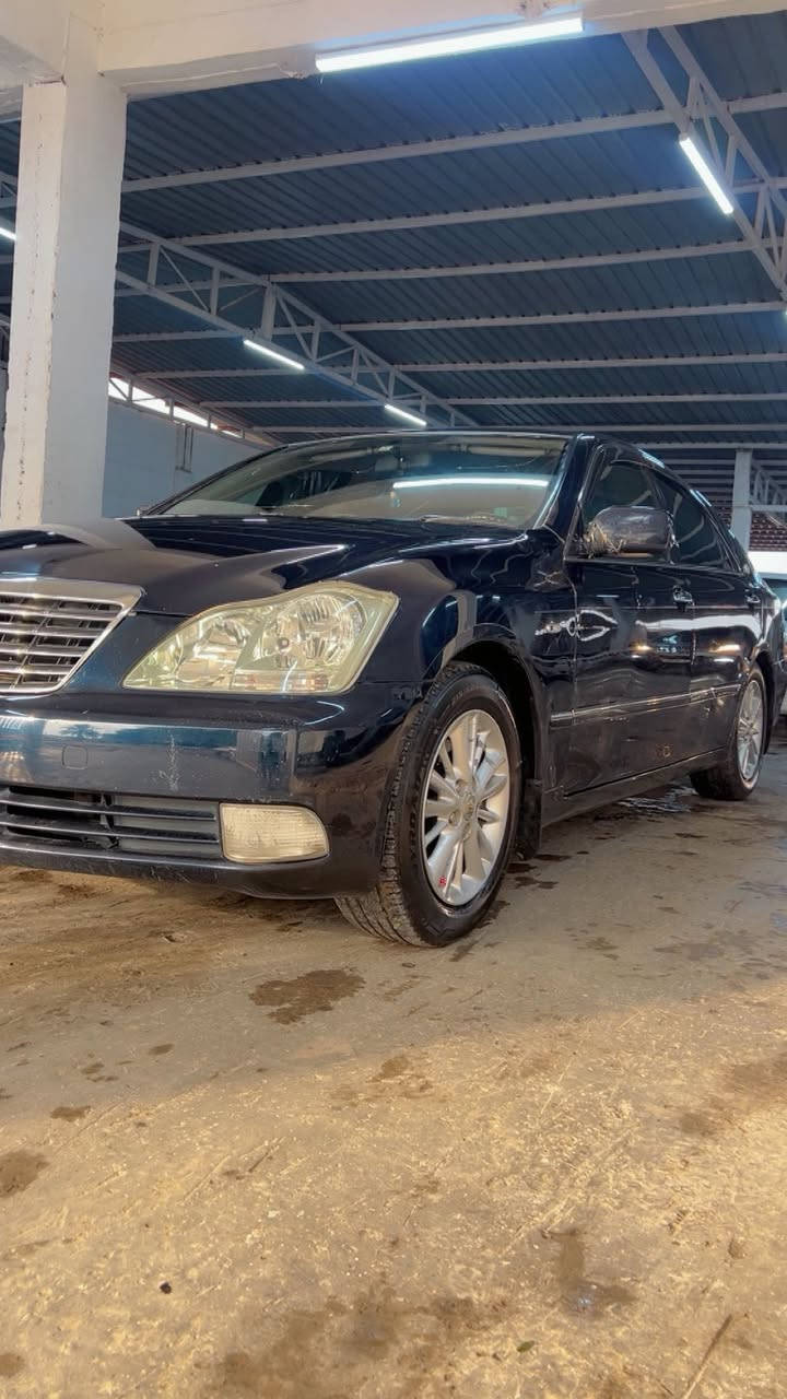 سلام عليكم للبيع شاهيه 2006 ادوات السياره جديده الك تبريد تفئه كله شغال مكينهV6 المكينه جديده وكير جديد السياره كله شغلاله سعر 40 وبيه مجال السياره كصه قماره فقط مكانه صلاح الدين بلد او مراوس حسب القناعه لاستفسار لاتصال على الرقم ***********
