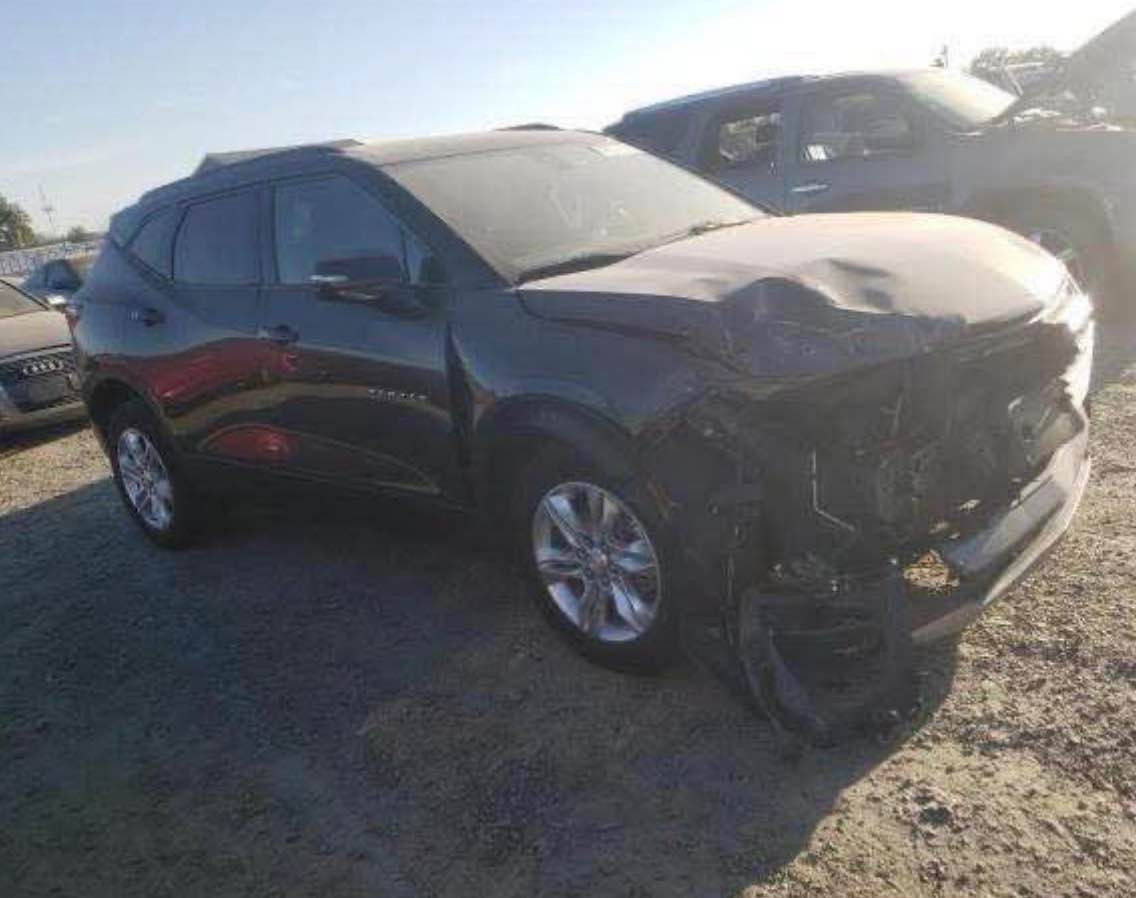 ***********

رقم اربيل 

2021 
6v 3600 
قطعتين صبغ 
ماشية ٤٠ الف ميل 
حادث سطحي وسيارة نظيفة
المكان بغداد 

بيع او مراوس ب اقل النجف, العراق
