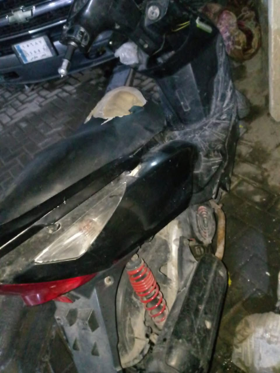 السلام عليكم دراجة ثعلب البيع شغالة بس الكلج المامي مفلش ابيعلك كوم حديد رقم ***********بس واتساب السعر 350 وبيهة مجال قليل
