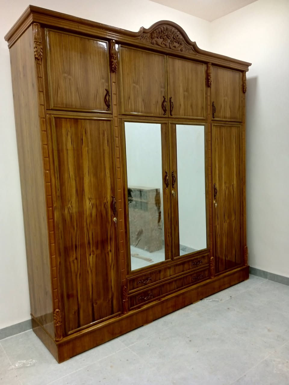 معمل نجارة ابو طارق بابل مهندسين قرب جنه مول *********** سعد النجار
