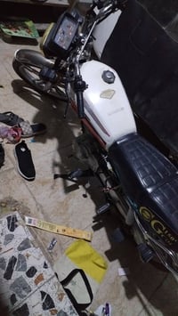 سيفان موديل 22رقم نكليزي بغداد بسمي تحويل ثاني يوم بغداد شعب 077375218...