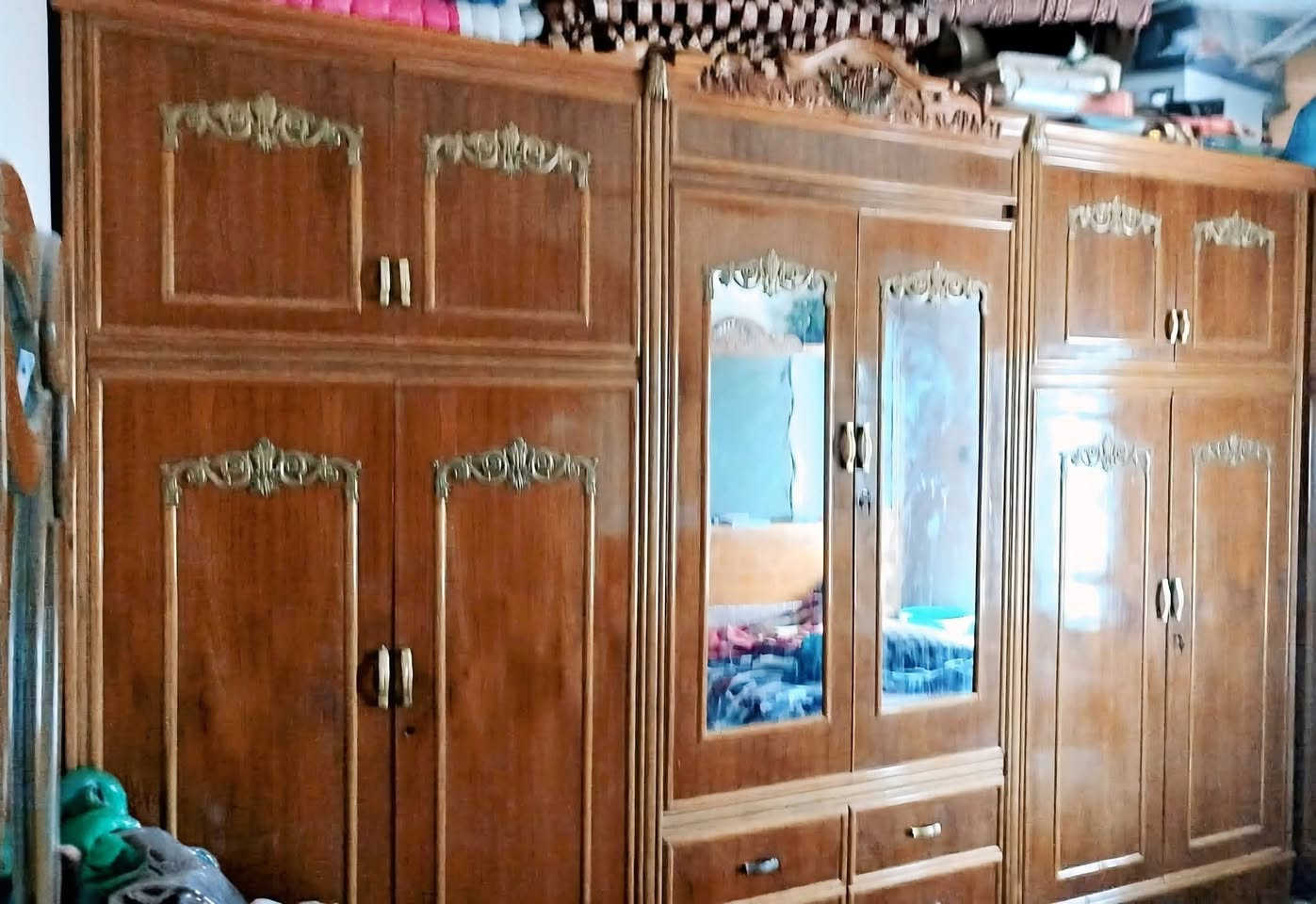 غرفه تزكام نجارة  طابقين نظيفه اي ضرر مابيها
فقط تراب لان متروكه


**إذا كنت صاحب هذا الإعلان وتريد حذفه لأي سبب، رجاءا أرسل رسالة إلى الدعم الفني**