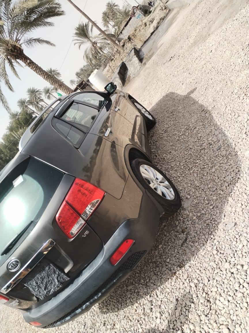 سورنتو موديل 2012 جاهزة من كل النواحي تبريد شغل تخم تاير جديد حداديه جاهزة السيارة احلى من الصور مكينه كير مكفول مكينه 6 سلندر السعر 50 بيه مجال بسيط رقم شمالي بيه شرط حاسبه السعر 50$الاتصال علا الرقم ***********
