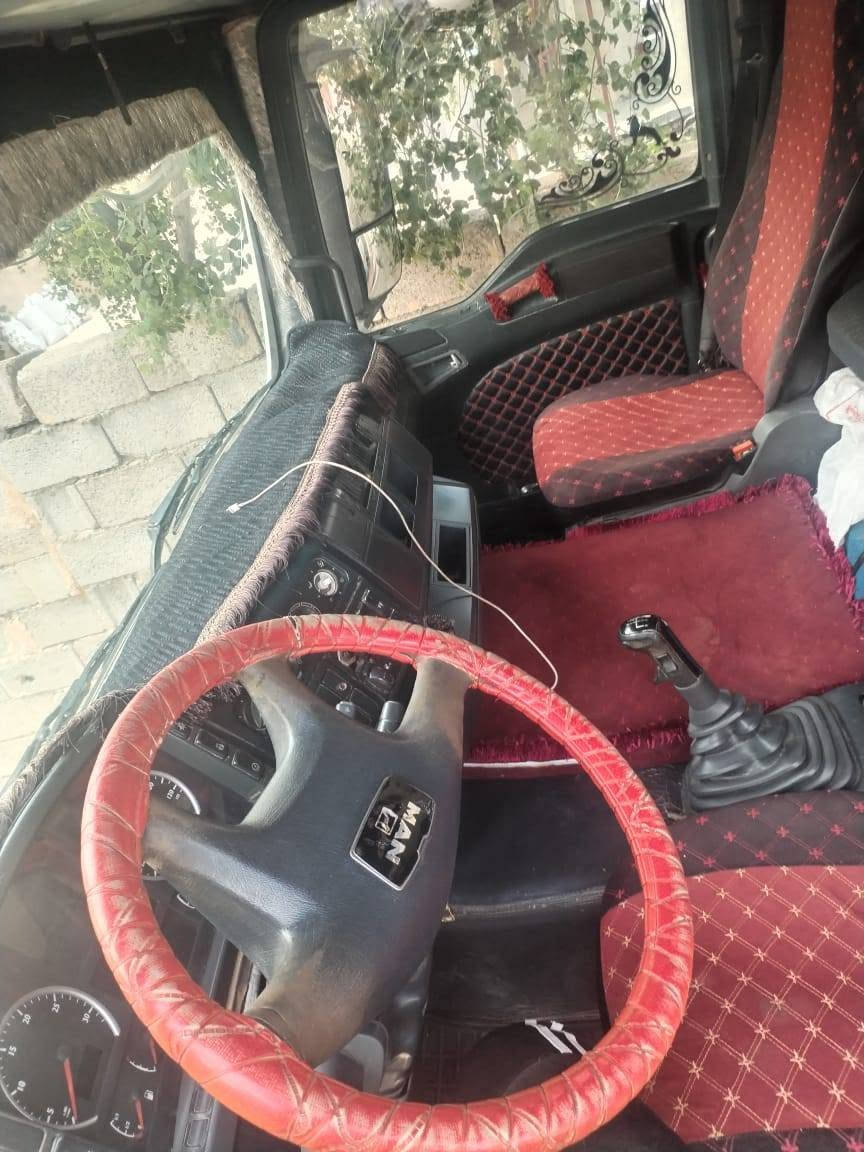 السلام عليكم
للبيع...
🚛 للبيع مان سكس موديل 2003 🚛

الموديل: 2003

الطول: 14 متر

الحجم: 410

رقم: السليمانية اصفر 

الحالة: مكفول وفحصه كامل

السيارة مرتبة وجاهزة للشغل مباشرة

للمهتمين والاستفسار  الاتصال.

***********
