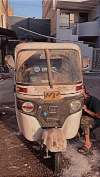 تكتك للبيع  موديل 2022  لون ابيض  مشترينهه من جميعه بالتقسيط وعزلت الج...