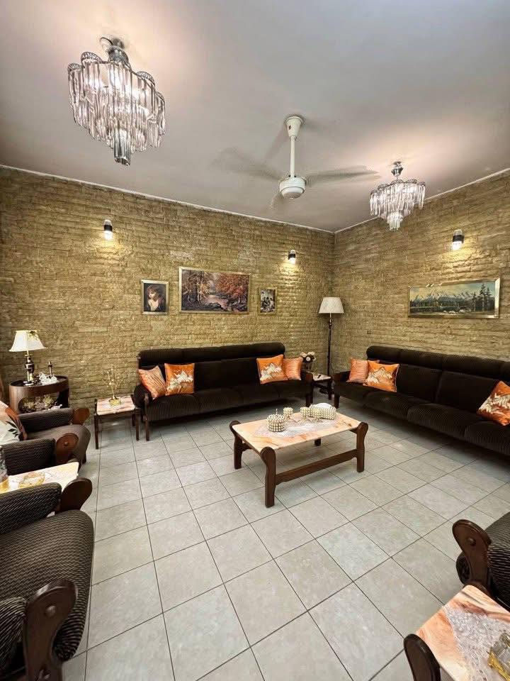 دار للبيع الموصل حي للمهندسين 322 متر 
سعر 650 مليون قابل للتفوض 
واجهه 16 متر 
اتجاه قبله 🌅
طابقين 5 غرف وشقه معزوله 
شارع 12 متر مقابل فرع 
موقع جيد جدا 

للإستفسار مراجعة المكتب او الاتصال على الأرقام التالية   عمار العبيدي   

***********

*********** واتساب

  ايمن   

 ‏‪0750 214 4093‬‏    ‏

‏‪0775 630 2993‬‏ واتساب

   اوس 

‏ ‭0770 287 3744

‏  ‬ ‭0750 219 5078‬    

ابو سند 

‭0 775 714 2899‬

عنوان المكتب حي النور سايدين دانية ماركت مقابل افران الرائد   #الرواسي_للعقار
#عقارات_الموصل
