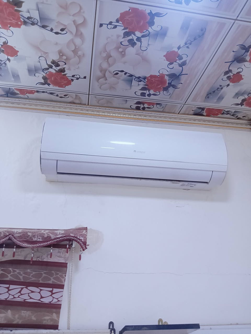 السلام عليكم سببت گري الأصلي جديد مشتغل موسم واحد السعر 300 الف فرشة السعر 100جديدة االاتصال على رقم ***********
