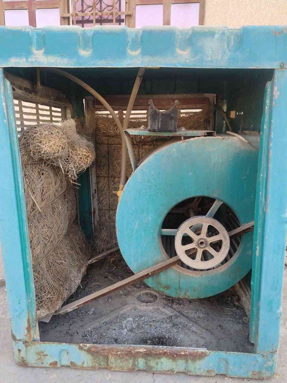 سلام عليكم كشر مبردة للبيع
كشر مبردة للبيع نضيف كلش مثل ماواضح بالصور 
حجم المبردة اثنين ونص
سعر 35 وبيها مجال
مكاني الموصل جانب الايسر


**إذا كنت صاحب هذا الإعلان وتريد حذفه لأي سبب، رجاءا أرسل رسالة إلى الدعم الفني**