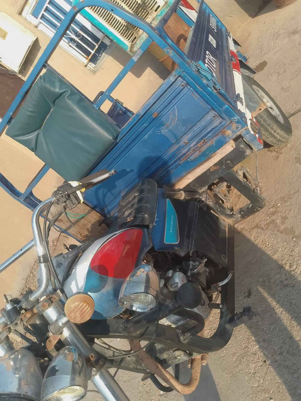 ستوته كلك موديل 2019نضيفه بس يراد ضفيره تعبانه وتاير واحد يلزم بريك محرك خير من الله ب٩٠٠وبيه مجال مكانه كوت انوار


**إذا كنت صاحب هذا الإعلان وتريد حذفه لأي سبب، رجاءا أرسل رسالة إلى الدعم الفني**