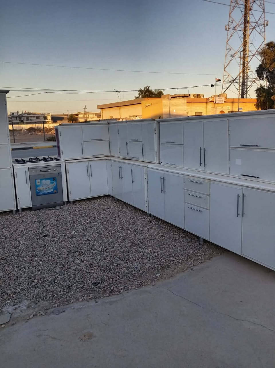 مطبخ كامل 6أمتار مع طباخ وغساله مواعين مجمع باسم الحجي 
شارع الدوائر
واسط/العزيزيه للبيع نضافه فول  مستخدم  استعمال قليل  اخو جديد  على بركه الله تم افتتاح موقع جديد  واسط عزيزيه شارع المحكمة مقابل الإطفاء ☆ الدفاع المدني☆ للاستفسار خاص او الاتصال***********
************يتوفر واتساب وتليكرام تعالو وبيكم خير ودللو اسعار مناسبه
