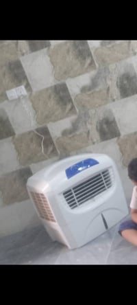 مبردة استخدام اسبوع فقط البيع  لغرض النقل لبيت مؤثث   اخذوهة ب120   ير...