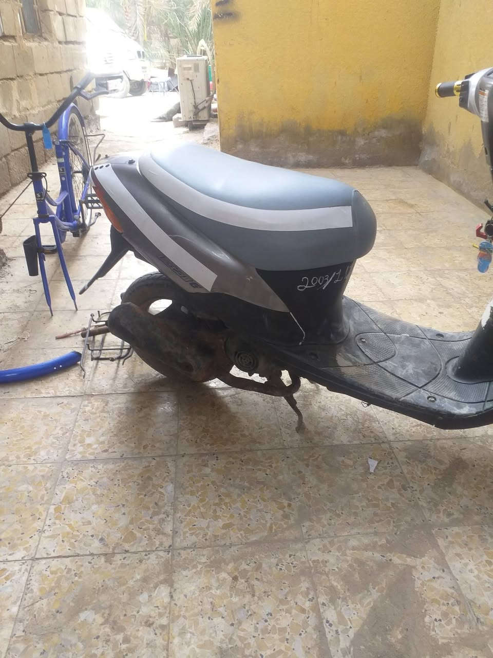 سلام عليكم  دراجه ساسوكي خفاش دراجه نضيفه حلوه دراجه تجفيت جديد +كابريته  +بلك NGKالياباني دراجه مرتبه السعر 270بيهة مجال الرقم والعنوان   البصره ابو خصيب طريق سيد حامد الرقم 《***********》
