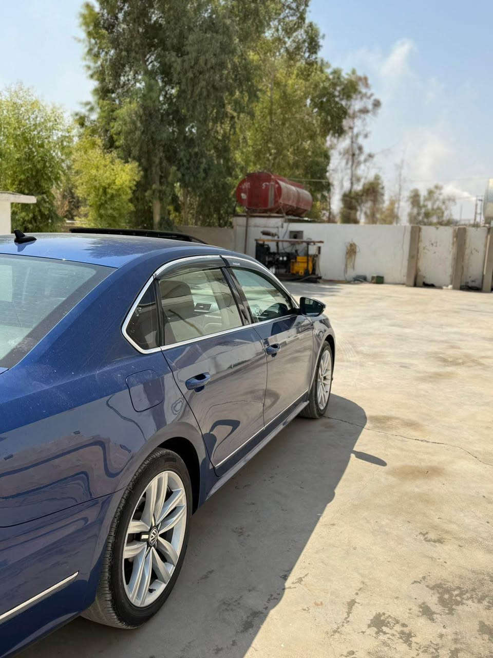 Passat 2017 se 
مكينة ١٨ توربو 
فول فول موصفات ١/١
سقف سلايت 
ماشية ١١٥ ميل 
بصمة 
تشغيل عن بعد 
٤ قطعة صبغ بدون دواخل 
بجم كبس 
*********** 
سعر ١٢٣ بي مجال قليل كركوك, العراق
