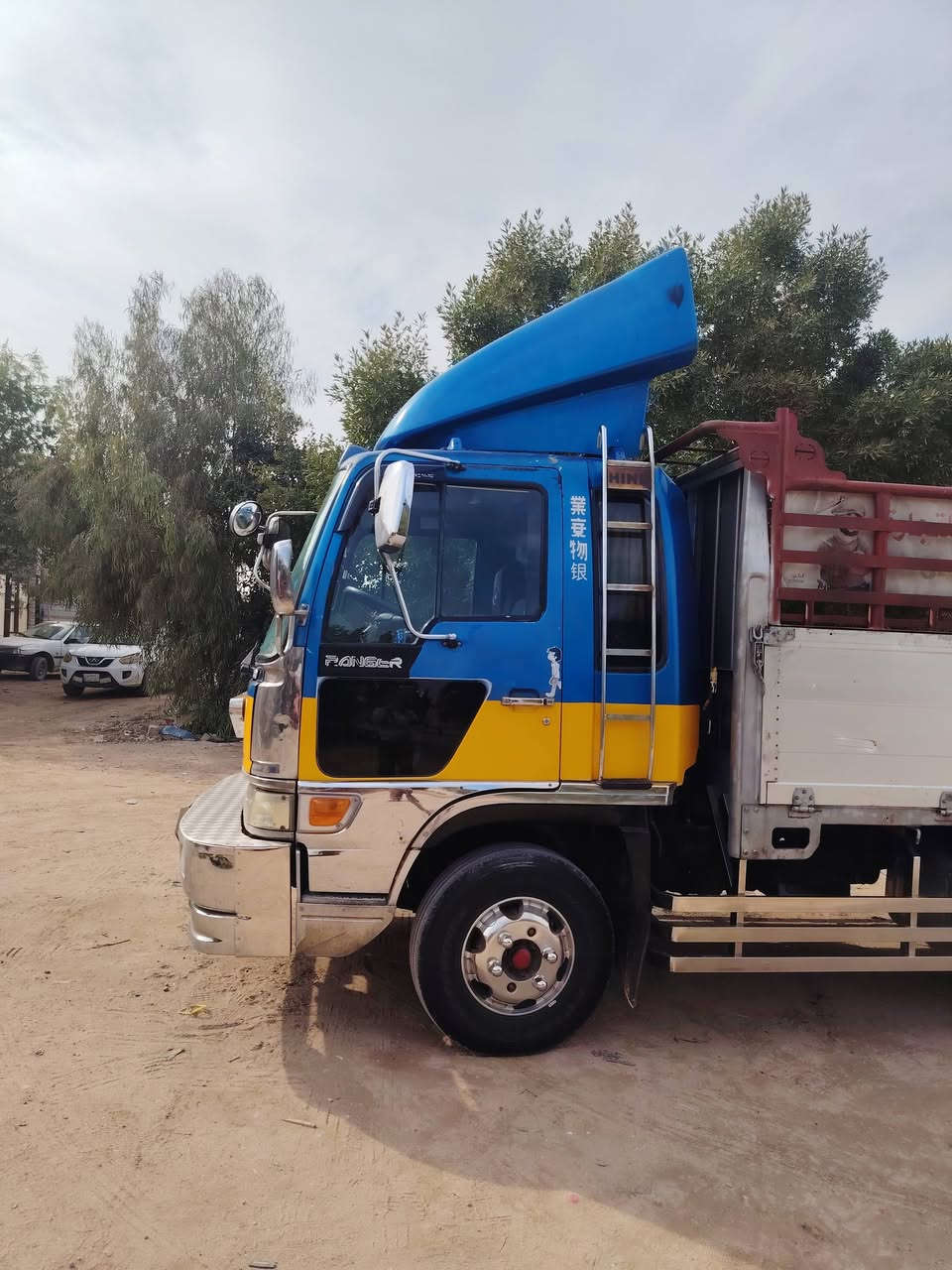 سلام عليكم هينو انكر كفاله عامه مكينه 80خطين كير وكسن سوبر جاهزه للعمل بسمي ***********
