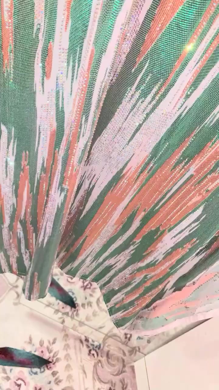 زي كوردي للبيع مكان اربيل
الوردي ٥٠ الف
ولاخضر ابد مملبوس ب ٤٠
ولاسود ٢٥
ماعندي توصيل


**إذا كنت صاحب هذا الإعلان وتريد حذفه لأي سبب، رجاءا أرسل رسالة إلى الدعم الفني**