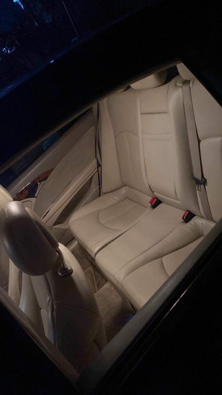 مارسيدس e320 زيتونى
سخف و حيزام شه رت مه نه فيست شه رت غرامات شه رت كوشن كاره باى كوشن هيته ر داخلى زه ر بى شوخته ***********
