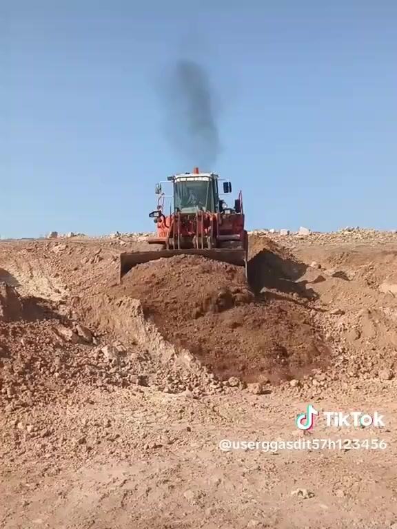 شفل دايو للبيع موديل 2001 حجم90 السعر اتصال على الرقم ***********
