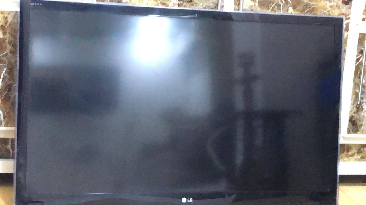 سلام عليكم
بلازمه حجم 49 LG 
مابيها اي شي 
بدون نت بدون نت 
والله نضيفه حيل
مفوله فول 
البيع السعر 180 الف 
المكان بغداد الجديدة 
***********
