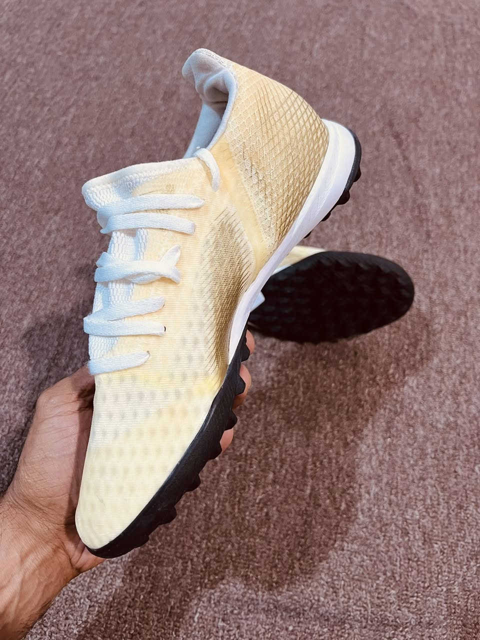 تحفه ادداس اكس
اصلي باله 
قياس41 
نضافه1/1 
اولئ شرط 
فول طبي 
سعر خاص 
توصيل موجود 
واتساب متوفر 
***********
