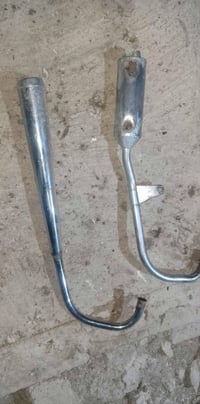 صلنصات للبيع وحده ام نجمه ثانيه رياضيه ام فتحتين السعر 25 قفل 07826248...