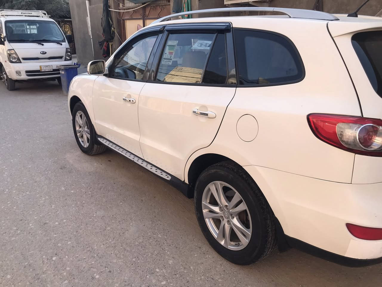 سنتافيه خليجيه موديل 2011 رقم بغداد انكليزي بسمي فول موصفات بصمه كشن كهربائي مري شفت سبعه راكب تبريد ٣قطع فول موصفات جاهزه حداديه تبريد تخم تاير مابيه نقص الصبغ مذكور بل السونار شواصي احواض مكفول السعر 113 وبيها مجال *********** مكان السياره ذي قار
