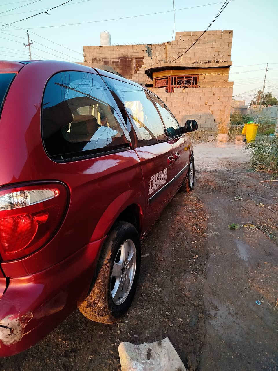 السلام عليكم
دوج كرفان موديل 2007 رقم بغداد مشروع وطني مكانها كربلاء محرك 3300 كير تمام السياره حداديتها فقط نص عمر تبريد تدفئه السعر 65وبيها مجال وترهم مراوس حسب القناعه للاستفسار ***********
