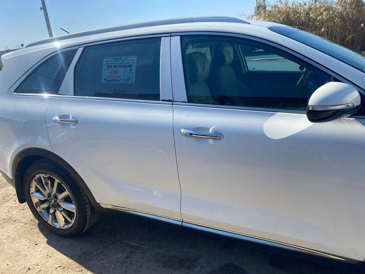 سورنتو خليجي 6 سلندر 
موديل  2016
ماشية 130
كفالة عامة 
215 وبيها مجال 
شاشة كبيرة 
كامرة دواره
حساسات امامية و خلفية
بصمة
مواصفات 2016 معروفة …

***********
