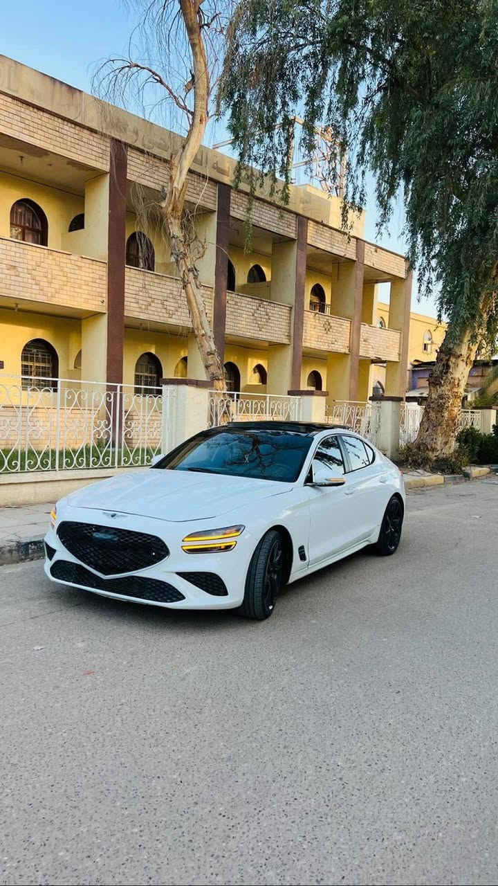 السلام عليكم
جنيسيس  G70  2022 
حجم المكينه   V6 3.3  توين توربو 🚀
 فول مواصفات فئة برستيج اعلى فئة
بدون رقم منفيسها بأسمي تترقم جميع المحافظات 
الضرر بيها اربع قطع صبغ  بدون دواخل
شاصي لغد كفالة 
كير مكينه كفالة
السعر 175قابل للتفاوض 
***********
الي يدور كفالة لايتصل
