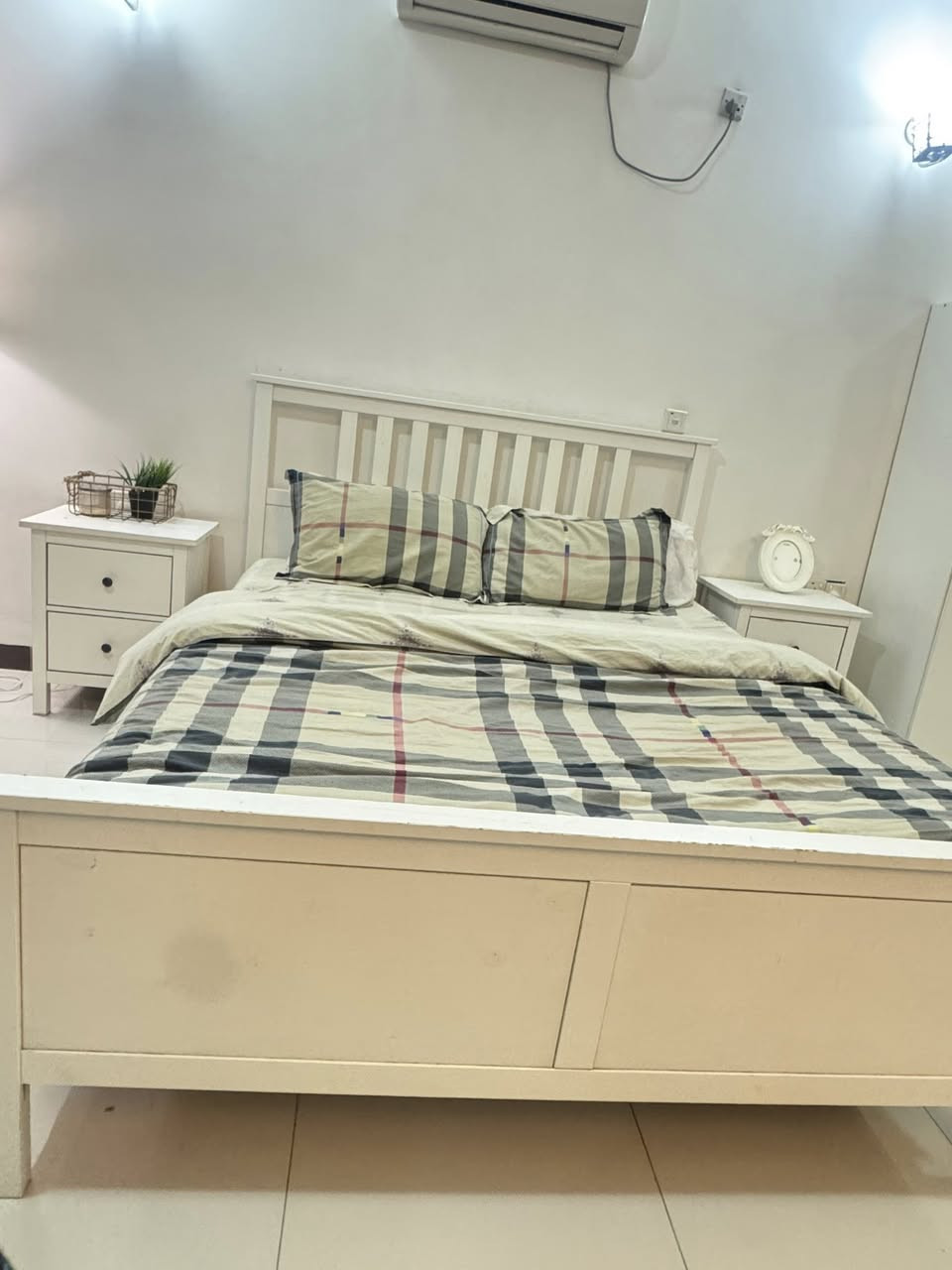 غرفه ماركه ايكيا
تتضمن مرايا  عاموديه
مرايا تعليق لون اسود
كنتور ٣ بيبنان 
مجرات عدد٢ جانبيات 
مكاني كراده 
السعر خاص


**إذا كنت صاحب هذا الإعلان وتريد حذفه لأي سبب، رجاءا أرسل رسالة إلى الدعم الفني**