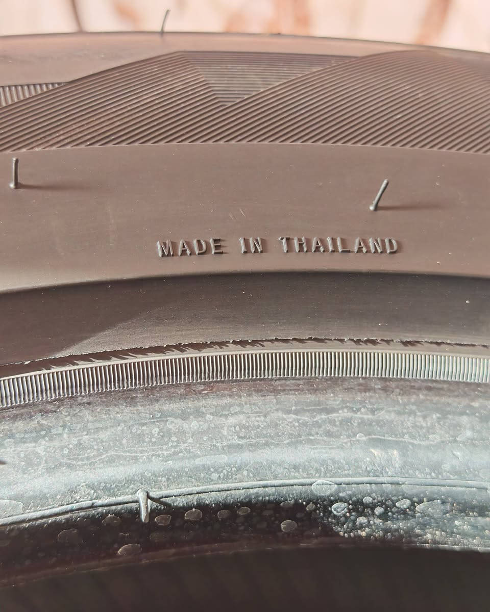 235/55ZR18 الحجم
انتاج 2/9/2024 تايلندي اصلي مو صيني الزوج الجديد مالتهن ب310 الف
نظاف شرط الشد لا ركعه ولا فتيله سبب الفتح شديت اعلا منهن السعر 100وبيهن مجال العنوان بالعمارة


**إذا كنت صاحب هذا الإعلان وتريد حذفه لأي سبب، رجاءا أرسل رسالة إلى الدعم الفني**