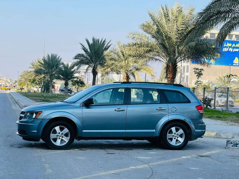 دوج جورني مديل 2009وارد امريكي كيلن تايتل كفاله عامه من الضربه والتبديل بيهه ٣ صبغ ولباقي كفاله رقم بغداد دولي سنويه لل29تحويل مباشر السعر 103بيه مجال للستفسار اكثر اتصل ***********مواصفات مكينه 6سلندر7راكب 3قطع تبريد مكينه وكير مكفولات داخل بيجي كشنات مخمل شاشه دشبول شاشه بسقف  كامره خلفيه حداديه جديده تخم تاير كهربائيات كلهه شغاله تبريد شغال السياره جديده وجاهزه وأي نقص مابيهه المكان كربلاء المقدسه
