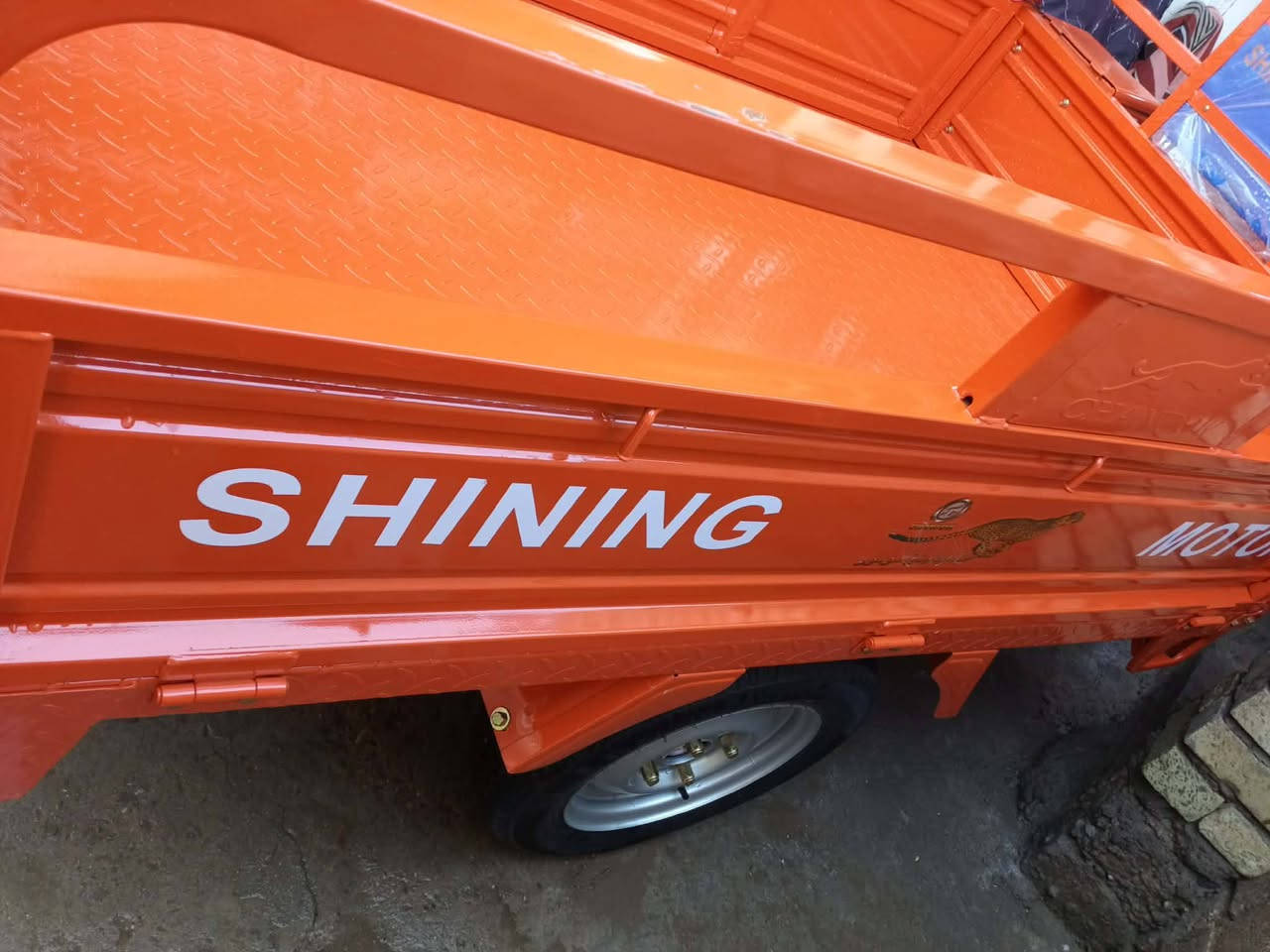 السلام عليكم شباب ستوته للبيع موديل 26 زيرو 2650 وبيها مجال مكاني بغداد***********
