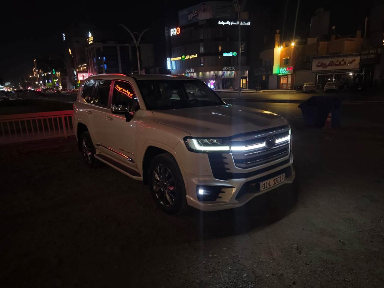 لاندكروز vx limited s tss ٢٠٢٥
ضمان شركة ساز 
ماشية ٣٩ 
رقم بغداد باسمي 
مغلفة ppf بلكامل 
كفالة عامة من كلشي 
محرك تنفس طبيعي 
السعر ٨٠٠ وبي مجال جدا بسيط 
***********
مكاني بغداد الدورة
