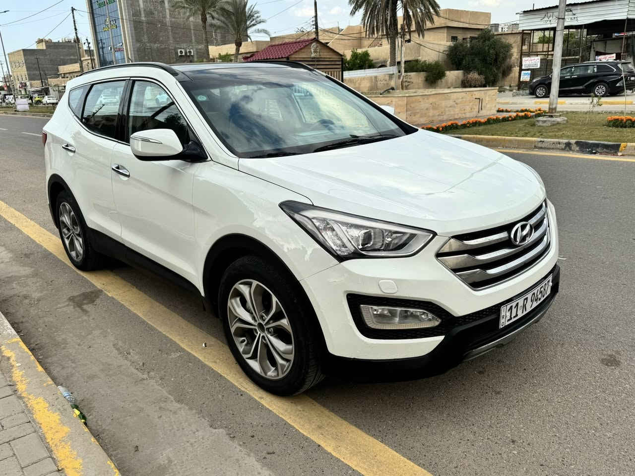 السلام عليكم سنتافي ٢٠١٥ خليجي فول ١/١ 
رقم بغداد دولي باسمي  
بصمه  بانوراما فور ويل زراكات   مكينه ٦ سلندر و مري شفط و قلاب ويه البك و كشنات  جلد كراسي كهرباء و ذاكره و تبريد بانو ٣ قطع و ٧ راكب و لايت زينون و السياره جاهزه مابيهه اي نقص  بيهه شبر صبغ بجاملغ الخلفي و موظح  بسونار  و السعر ١٦٨ ورقه  مكان السياره بغداد حي الجهاد و هذا رقمي *********** علي
