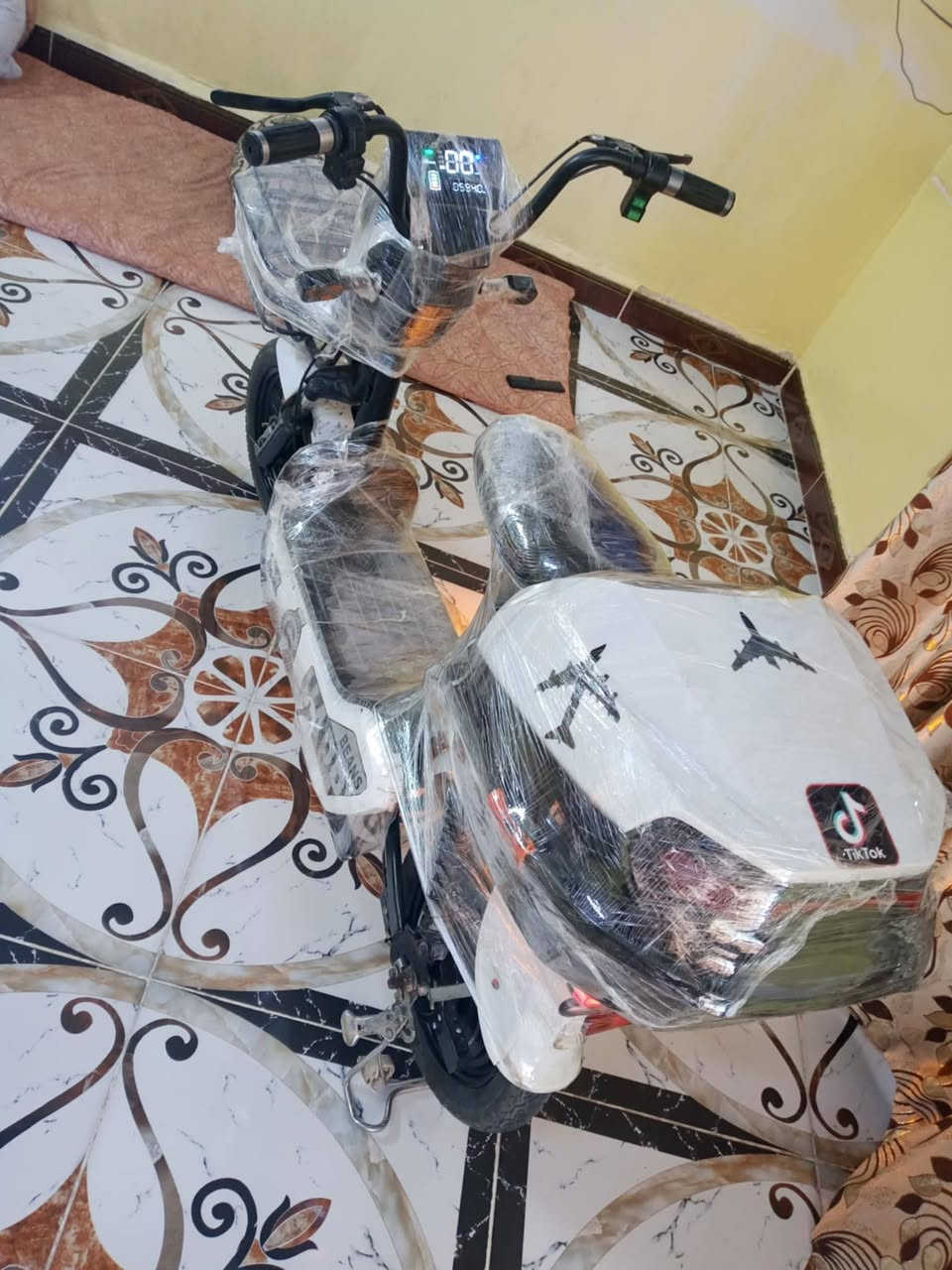 باسكل شحن نضيفه اي عيب مابيه حجم 14 السعر 130 وبيه مجال الشراي يخابر ***********
