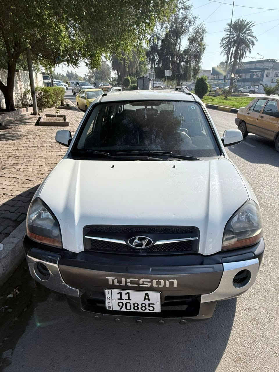 السلام عليكم ورحمة الله وبركاته
توسان ٢٠٠٩ رقم بغداد بأسمي

سياره بدون صبغ بيها بس بارد شويه من الجاملغ الأمامي و حافة البنيد السعر ١٢٠

رقم الهاتف ***********
