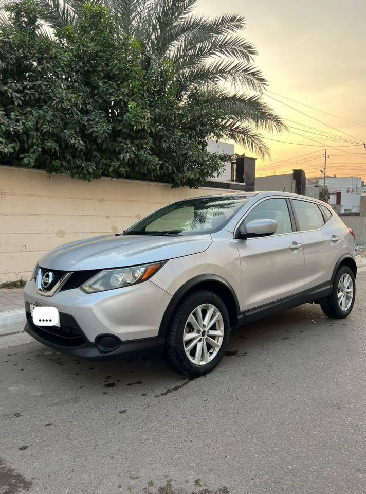 نيسان روج 2017

⸻

🚗 للبيع فقط – نيسان روج 2017خصوصي

✨ المواصفات:
    
    •تحكم ستيرن
    •گير cvt اقتصادي
    •كامره خلفيه مع رادار
    •رادار في المرايه الجانبيه
 • محرك وكير كفالة شرط الفحص
 • كهربائيات كاملة ✅
 • داخلية نظيفة جداً
 • صرف اقتصادي ومناسبةللاستخدام اليومي

🛠 الملاحظات:
 • السياره مكفولة كفالة عامه بدون صبغ بيها رصعات خفيفه في باب الصدر

💰 السعر المطلوب: 133 (بيه مجال بسيط ✅)

📍 الموقع:
(الرمادي)

📞 للاستفسار: ***********
(***********)
