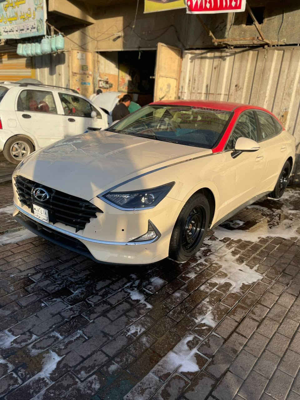 سلام عليكم سوناتا تكسي دبي ٢٣ أصل بيجي أصل بيهة قطعتين صبغ ١٣٠ وبيهة مجال *********** ترهم مراوس حسب القناعة
