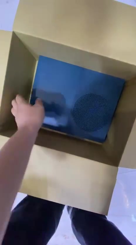 اكس بوكس ون اس
٥٠٠
لوك ستيكر 
مع يدتين
ملحقات كامله
مع العاب هديه 
مخزونه داخل الجهاز
فيفا
بيس
اسفلت الاساطير
يشغل يوتيوب
السعر ٢٠٠الف وبي مجال
للتواصل واتساب ***********
