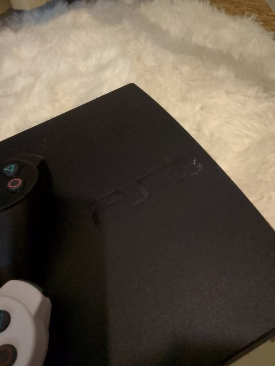 للبيع سوني ثري كلش كلش نظيف
للطلب عالارقام التاليه 
ب١٥٠

اسيا***********

كورك***********
