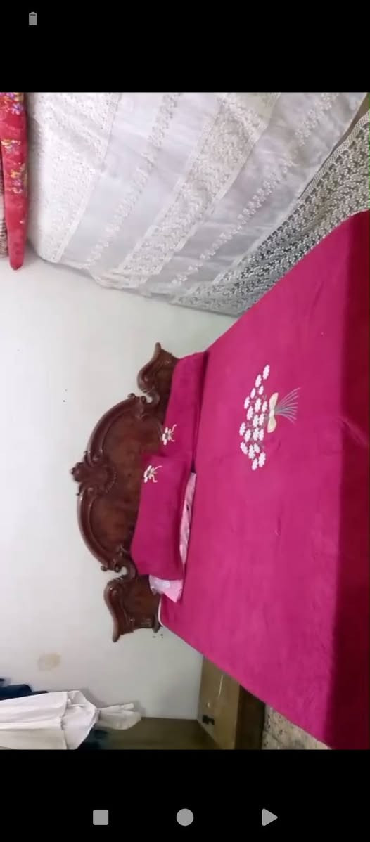 دوشك نفرين اريده ب٣٠بي مجال  بغداد الحبيبه قرب مطعم وليد


**إذا كنت صاحب هذا الإعلان وتريد حذفه لأي سبب، رجاءا أرسل رسالة إلى الدعم الفني**