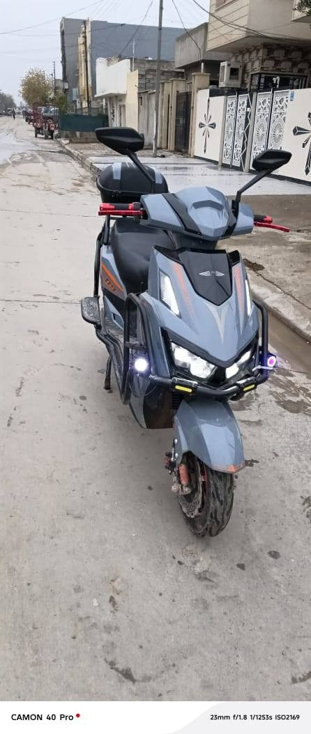 السلام عليكم ورحمة الله وبركاته
شحن شي جدام العين ٧٠٠ الف بي مجال 
***********
***********
