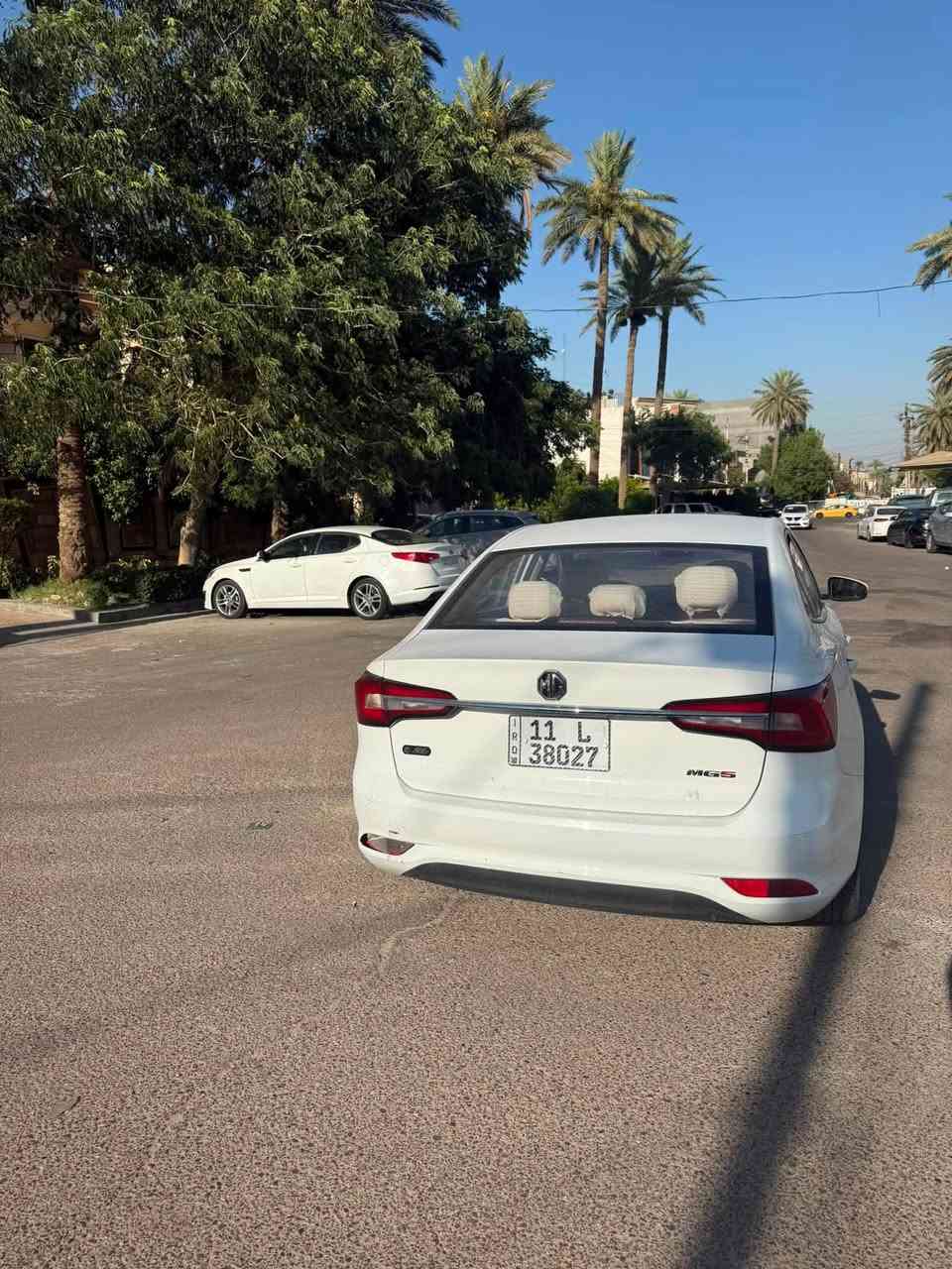 السلام عليكم 

MG 5 
موديل 2025 
ماشيه 20 الف 
فول مواصفات 

عنواني بغداد المنصور حي الزهور 
رايدها ب 125 وبيها مجال 

***********
