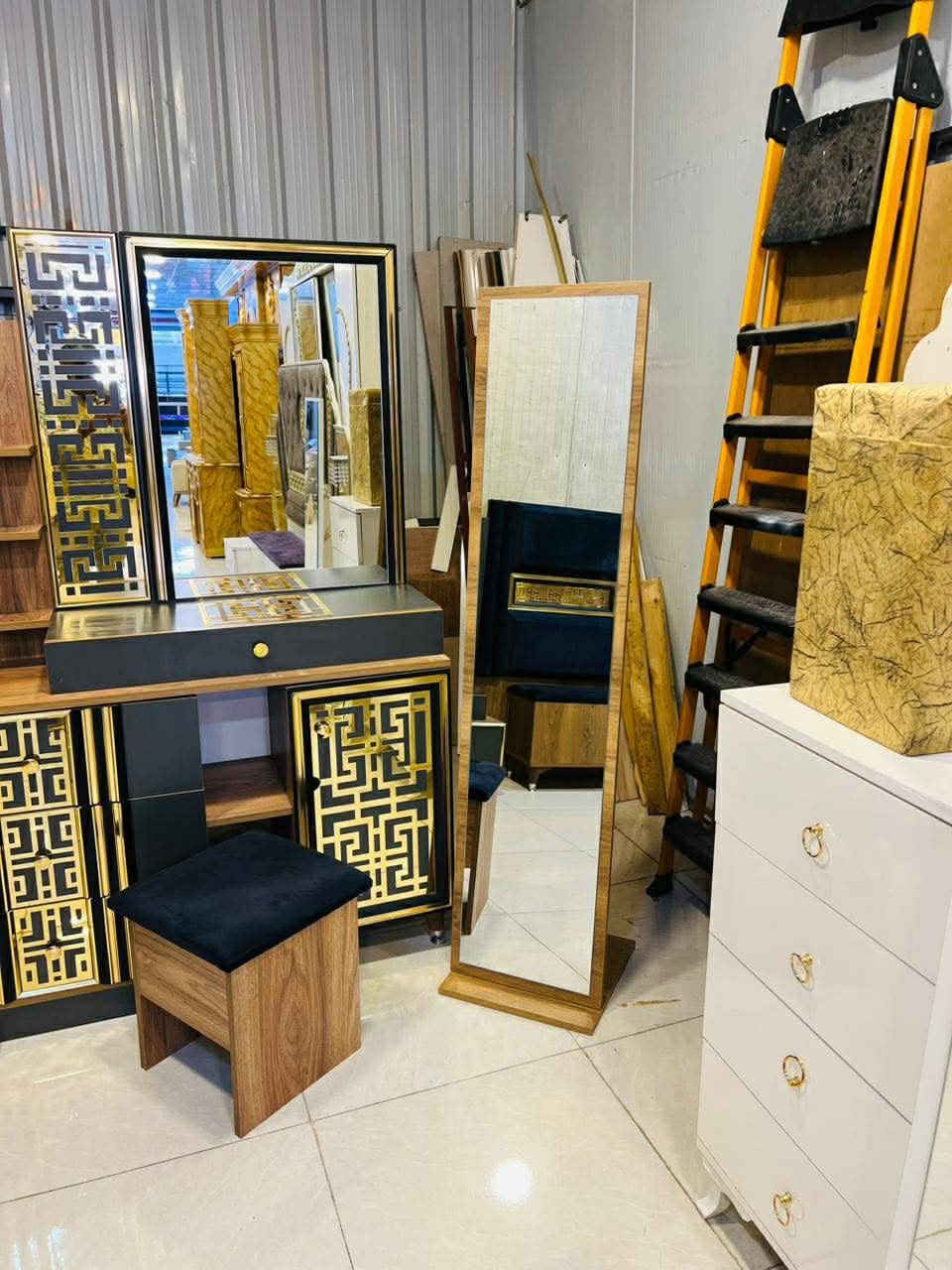 غرفة. تركي. نضام ابواب. لون مميز. فول نضافة. جرباية. سرير. مخزن برغي وجوي. حديد١٠قطع . واصل. كول مناطق بغداد


**إذا كنت صاحب هذا الإعلان وتريد حذفه لأي سبب، رجاءا أرسل رسالة إلى الدعم الفني**