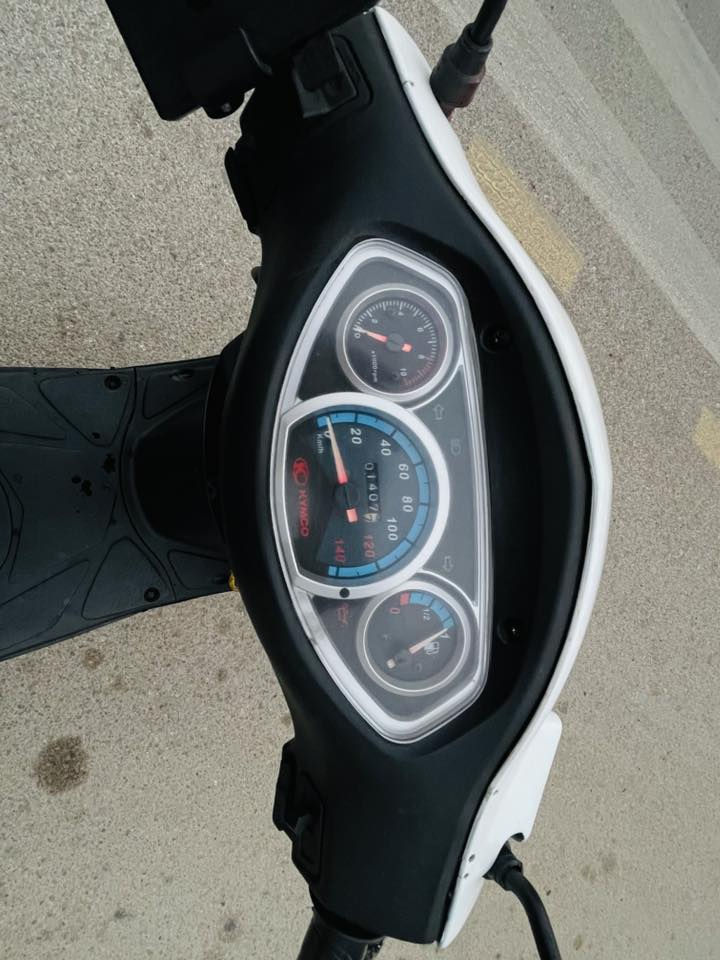 السلام عليكم للبيع دراجه كايمكو G4 مصبوغ عام صبغ درجه اولا كهربايات كلها شغاله نكره صلف محرك حلو تايرات انضاف محرك 150cc السعر 450  اوبي مجال مكاني الرمادي قرب حجي زياد 
***********
