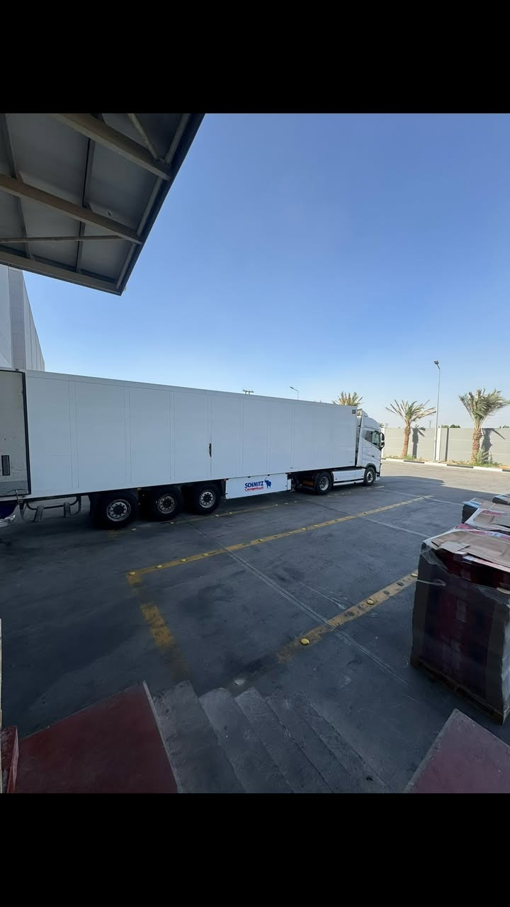 سلام عليكم
فالڤوو براد للبيع 
موديل 2016 حجم 500 كامره حساس ثلاثجه فول بس رتايدر مابيها براد شمتز موديل 2010 سمك 5 ارتفاع ستندر جهاز كارير 1300 ميكانيك هذا جهاز مو عليه عليه كارير .ملاحضه سياره بيها كم قطعه صبغ بصفحه سكن بس اني ابيع صفحه . السعر 485$
*********** واتساب
