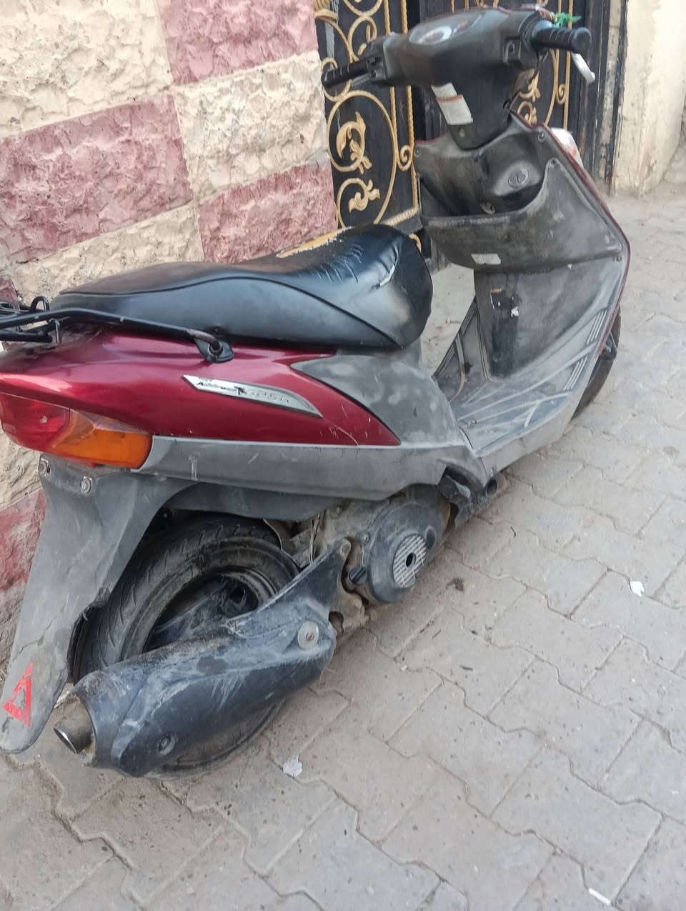 دراجه ادرس ياباني اصلي نضيفه كلشي مابيه كله شغال اشاير بك لايت بكاني بغداد شعله سعر 250 وبيه مجال قليل رقمي ***********
